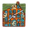 Bunte Keramikuhr im Hundertwasser Stil